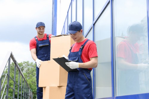 Removal van service for homes and flats in Bermondsey