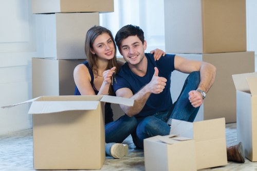 Local moving truck for Bermondsey residential and commercial moves