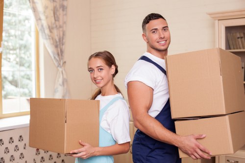 Domestic removals support for flats and family homes in Bermondsey
