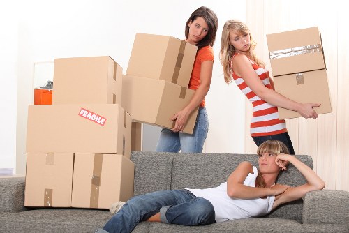 Local removal van service for Bermondsey homes and businesses